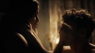 Fotinì Peluso Nude Tits Sex Scenes "The Great Chimera" S1Ep3 2026 / Fotinì Peluso Scene di sesso con tette nude