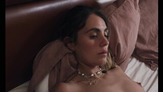 Vic Carmen Sonne, Elisabeth Tverrli Nude Tits Sex Scene "Explosions in My Heart" 2025 / Vic Carmen Sonne, Elisabeth Tverrli Nakenpupper Sexscene "Eksplosjoner i hjertet"