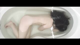 Héloïse Menat Nude Tits "Marie" (2023) / Héloïse Menat Seins nus