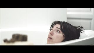 Héloïse Menat Nude Tits "Marie" (2023) / Héloïse Menat Seins nus