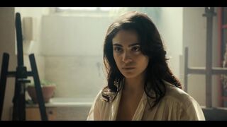 Aurora Giovinazzo Nude Tits "The Big Fake" 2026 / Aurora Giovinazzo Tette nude "Il falsario"