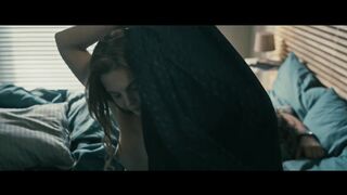 Agata Turkot Nude Tits Sex Scenes "Good Home" 2025 / Agata Turkot nagie cycki sceny seksu „Dom dobry”