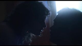 Eva Recoquillon Nude Tits "La plus belle fille du Havre" 2025 / Eva Recoqu Seins nus