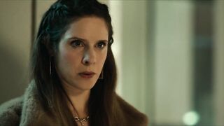 Daphné Patakia Nude Tits "Chien 51 2025 / Daphné Patakia Seins nus