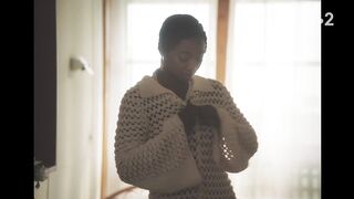 Emara Neymour Jackson Nude Tits "Bright Hours" 2023 / Emara Neymour Jackson seins nus