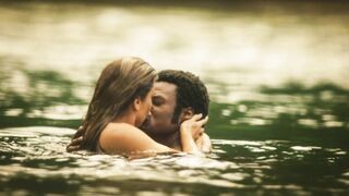 Grazi Massafera Nude Tits Sex Scene "Madam Beja" S1Ep6 2026 / Grazi Massafera Tetas Nuas "Madame Beja"