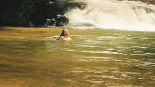 Grazi Massafera Nude Tits Sex Scene "Madam Beja" S1Ep6 2026 / Grazi Massafera Tetas Nuas "Madame Beja"