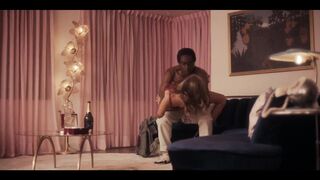 Carmen Electra Nude Tits Sex Scene "Dear Killer Nannies: Criado por sicarios" 2026 S1Ep6