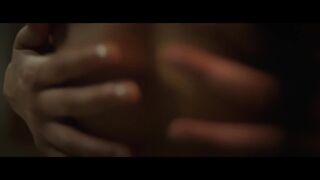 Laura Osma Nude Tits Sex Scene "Fake Profile" (Perfil falso) 2026