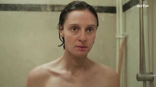 Julia Windischbauer Nude Tits "Etty" S1Ep1-2 2026