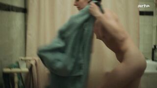 Julia Windischbauer Nude Tits "Etty" S1Ep3 2026