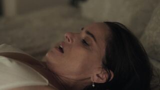 Amanda Peet Side-Boob Sex Scene “Your Friends & Neighbors” S2Ep9 2026