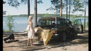 Alina Tomnikov, Ulrika Bacher Nude Tits Sex Scenes “Keskiyön auringosta ikuisuuteen” (“From the Midnight Sun to Eternity”) 2025