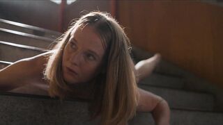 Julia Schubert Nude Tits, Ass "Das Manko: Geil! EWIG nicht gegessen. Mega Bock!" 2025