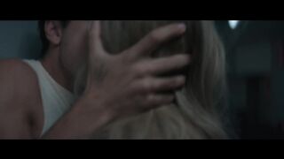 Ludwika Paleta Nude Tits Sex Scenes "Deseo" (2026)