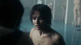Lyubov Aksyonova, Linda Lapinsh, Nadezhda Igoshina Nude Tits, Ass "Holod" S1Ep2 (2026)