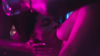 Jade Mascarenhas, Ana Aoxi, Bruna Griphao, Letícia Colin Nude Tits Sex Scenes "Jogada de Risco" (2026)