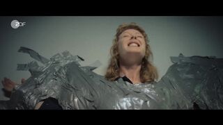 Annika Meier Nude Tits Das Manko: Knistern Knutschen Knassenknampf (2025)