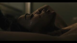 Zoe Saldaña, Génesis Rodríguez Nude Tits Sex Scenes "Lioness" S3Ep2 2026