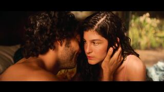 Susan Dayan Viveros, Estefanía Piñeres Nude Tits Sex Scenes "One Hundred Years of Solitude" ("Cien años de soledad") S2Ep8 2026