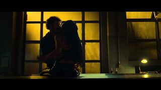 Thais Lago Nude Tits, Ass Sex Scenes "Love Kills"